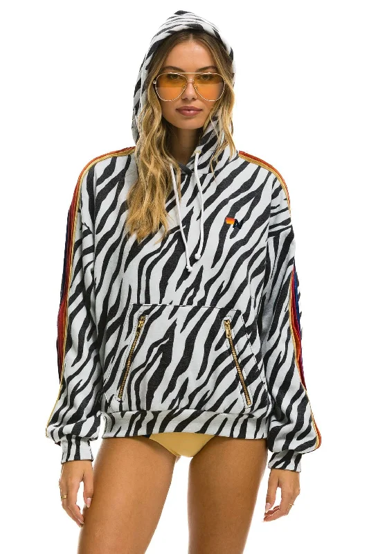 CLASSIC RELAXED PULLOVER HOODIE WITH ZIPPER POCKETS - ZEBRA