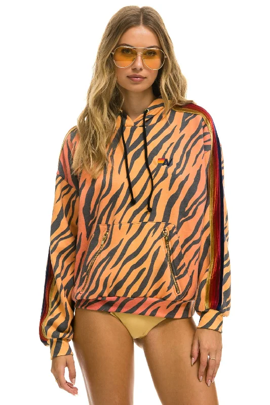 CLASSIC RELAXED PULLOVER HOODIE WITH ZIPPER POCKETS - TIGER